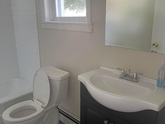 3rd image of 7 Brayton Ct #7A