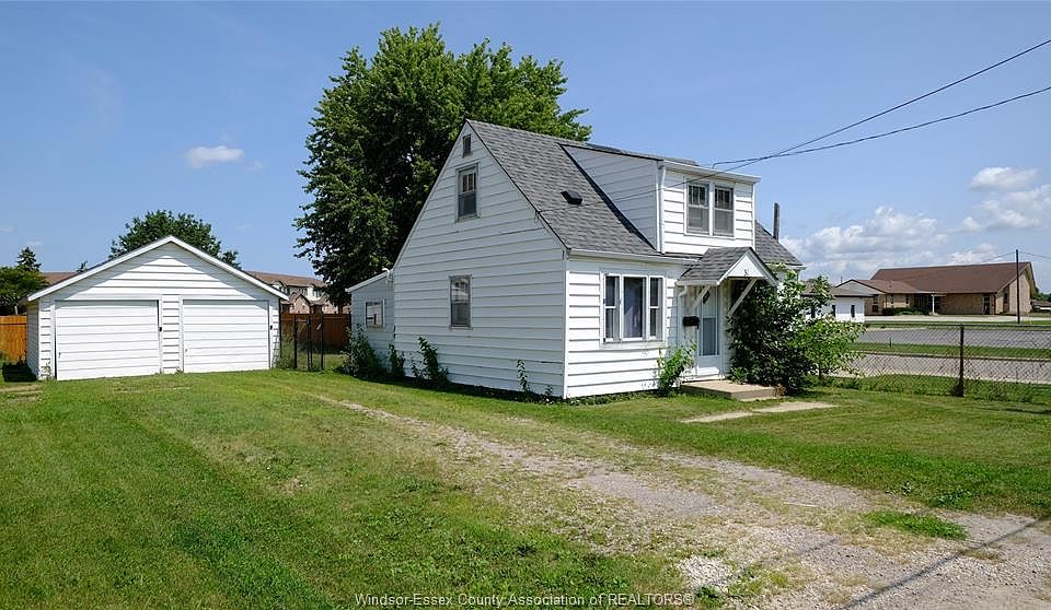 1st image of 31 Maidstone Ave E
