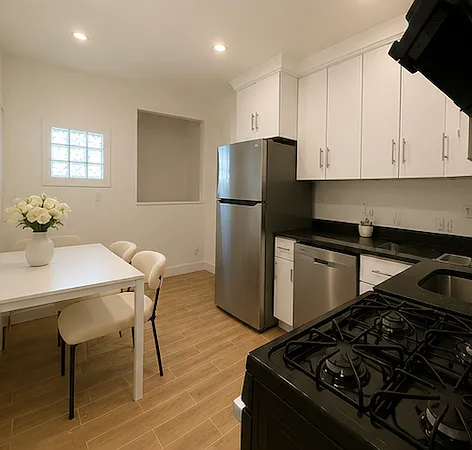 63 Middle St #1 — Photo 4