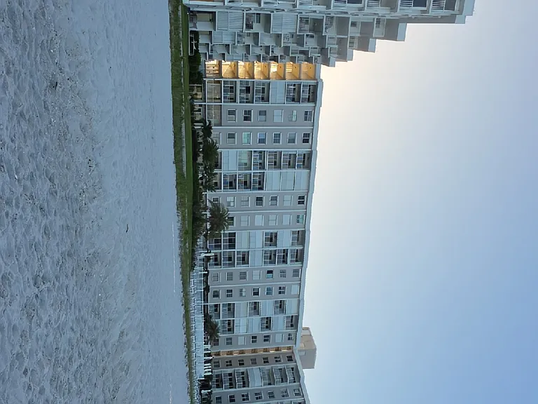 3443 Gulf Shore Blvd N #813 — Photo 21