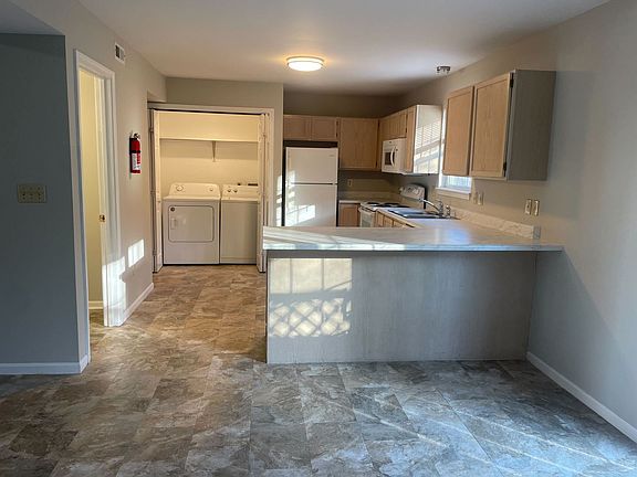 2nd image of 212-214 Nikki Way