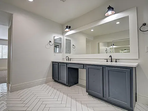 4950 S Fern Dr — Photo 26