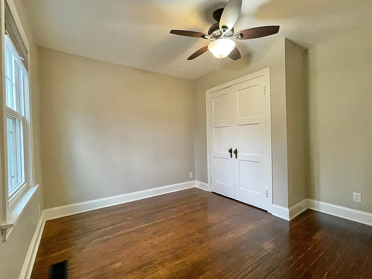217 McArthur Dr — Photo 14