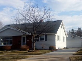 1225 W Roberts Ave, Appleton, WI 54914