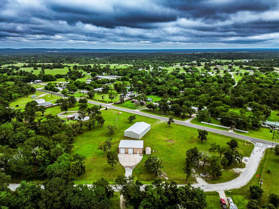 1st image of 1827 State Highway 75 N