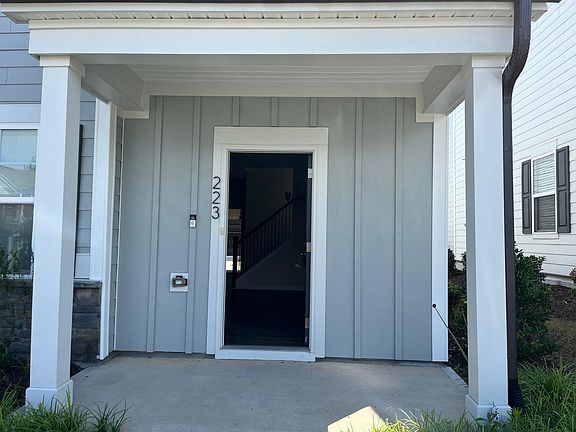 3rd image of 223 Parker Station Ave