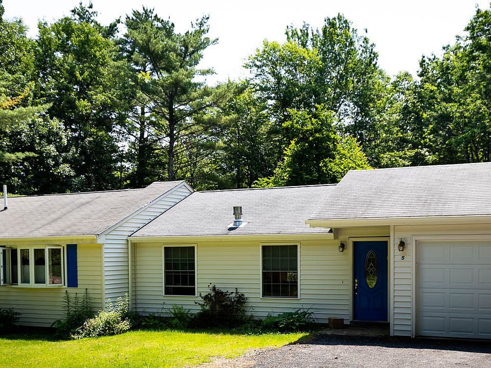 1st image of 5 Evergreen Dr