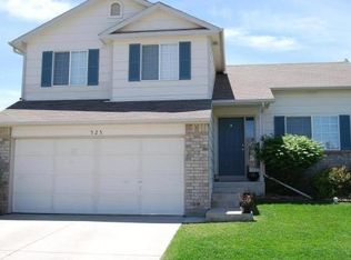 525 Sandpoint Dr, Longmont, CO 80504