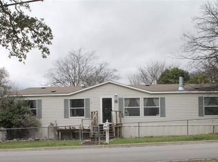 202 W 7th St, Burnet, TX 78611
