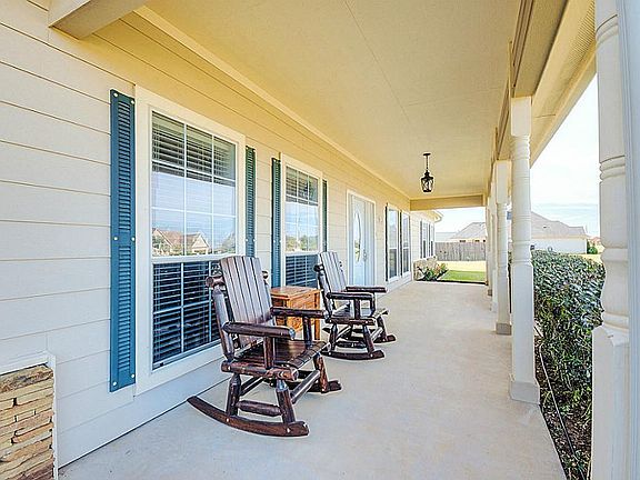 4th image of 2205 Settlers Way Dr