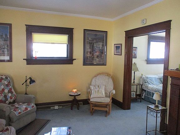 3rd image of 2817 Elmwood Ave