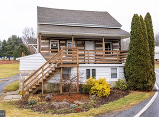 631 W Swartzville Rd, Reinholds, PA 17569