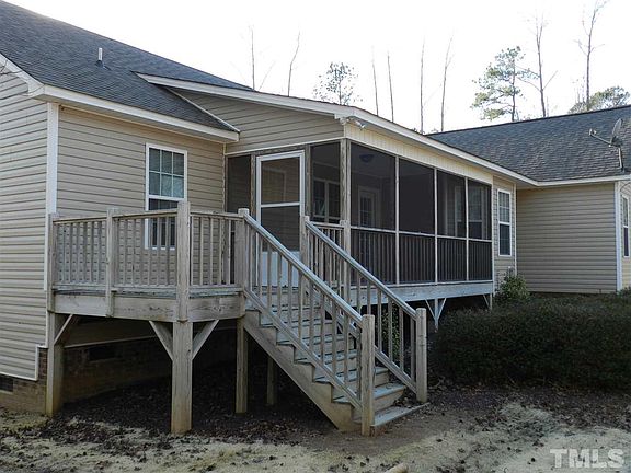 3rd image of 56 Acorn Ct