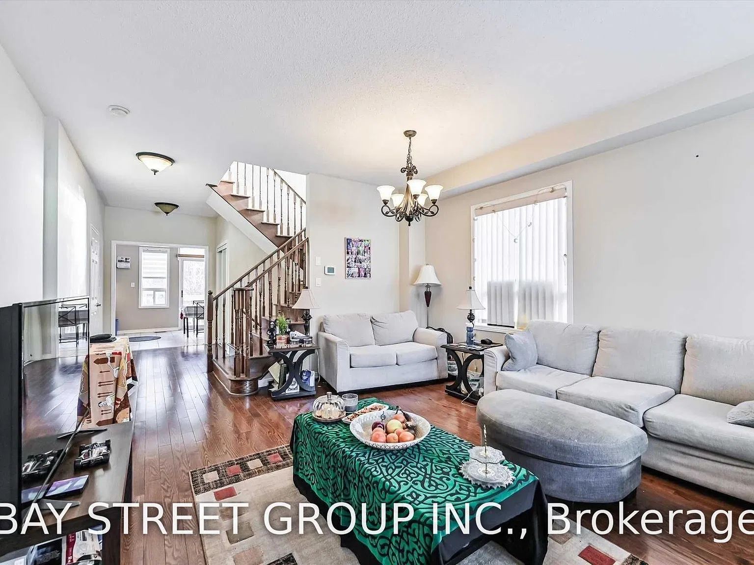 3 bed, $3,500 — Photo 1