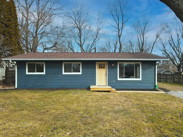 521 S Village Dr, Bloomington, IN 47403