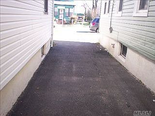 4th image of 11826 219th St