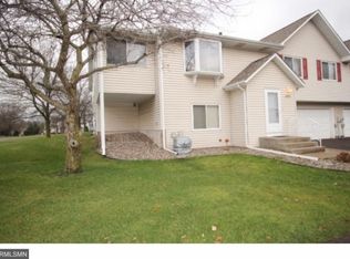 3671 Gershwin Ln N, Oakdale, MN 55128