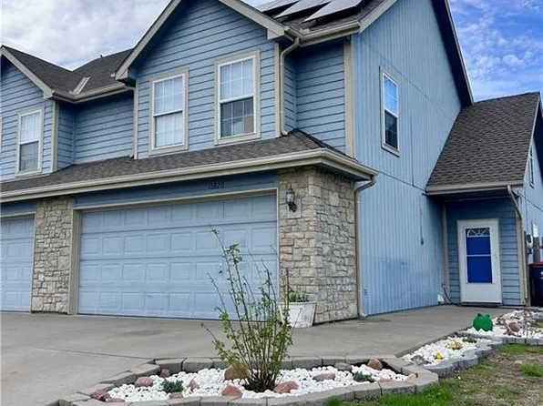 16820 Sheehan Rd, Basehor, KS 66007