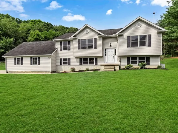 358 Mack Hollow Rd, Georgetown, PA 15043