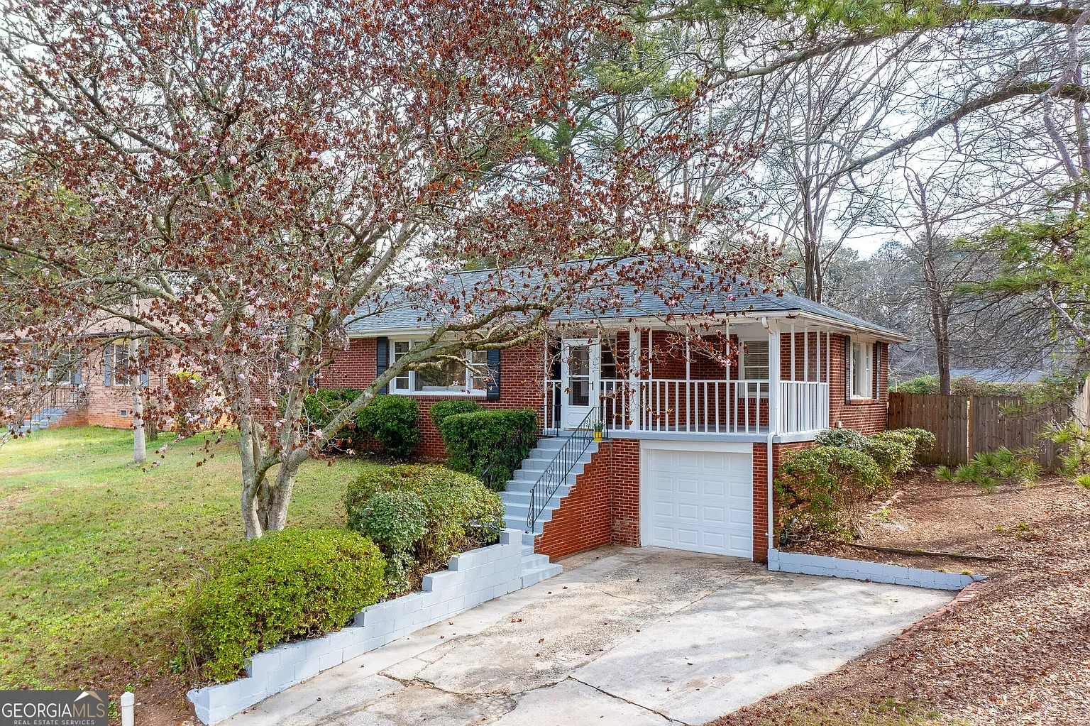 282 Willis Mill Rd SW photo 1