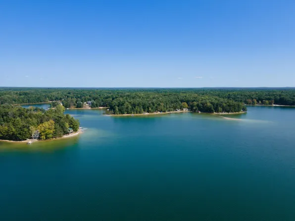 5362 Scout Camp Rd, Traverse City, MI 49696