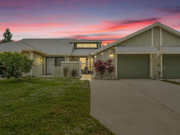 1518 SE Dewberry Court, Port St Lucie, FL 34952