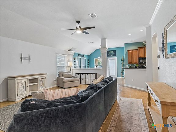 5th image of 224 Fritz Way