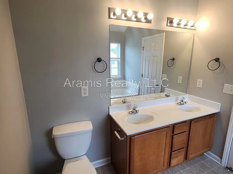 4324 Grant Forest Cir — Photo 8