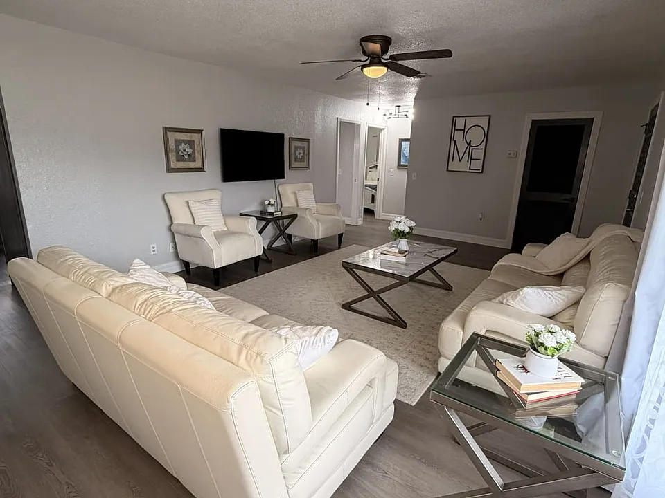 414 Cortez Dr