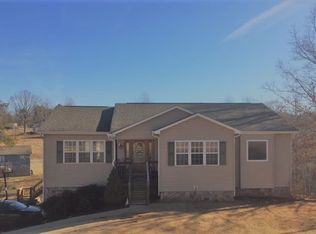 1403 Castle Ct, Lenoir, NC 28645