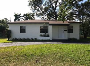 7520 S Waterway Dr, Miami, FL 33155