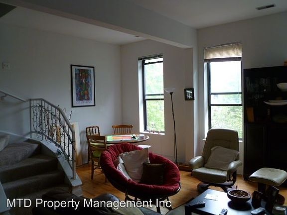 3rd image of 1954 N Sheffield Ave #Fb2