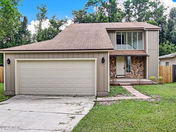 2nd image of 4816 Lofty Pines Cir W