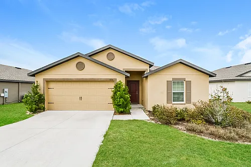 1635 Swan Lake Cir Photo 1