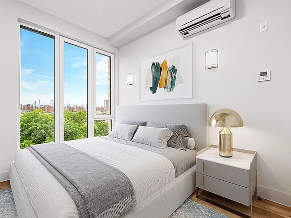 4th image of 21 Linden Blvd #206
