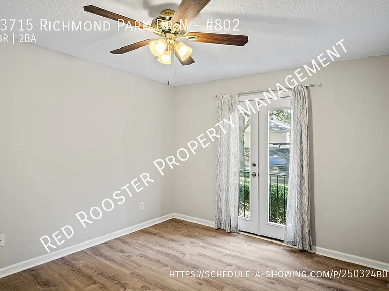 13715 Richmond Park Dr N #802 — Photo 9