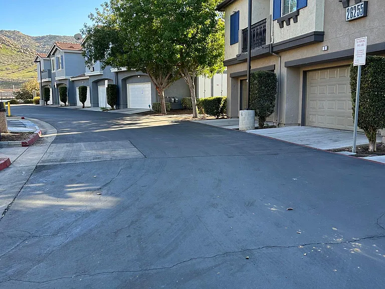 26255 Iris Ave #B — Photo 25