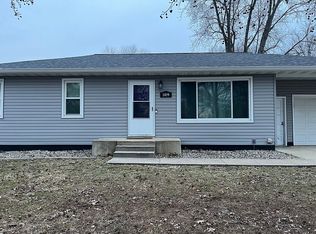 1409 Ash St, Highland, IL 62249