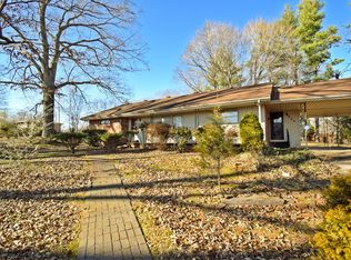 955 Belmont Rd, Clarksville, TN 37040