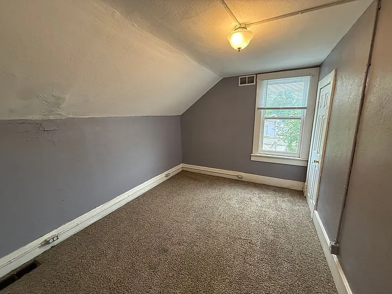 1608 Virginia St — Photo 5