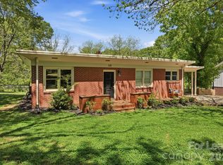 335 E Sumner St, Lincolnton, NC 28092