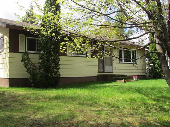 3rd image of 668 Lakewood Ln