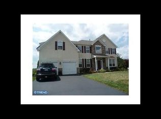 146 Fox Run Dr, Collegeville, PA 19426