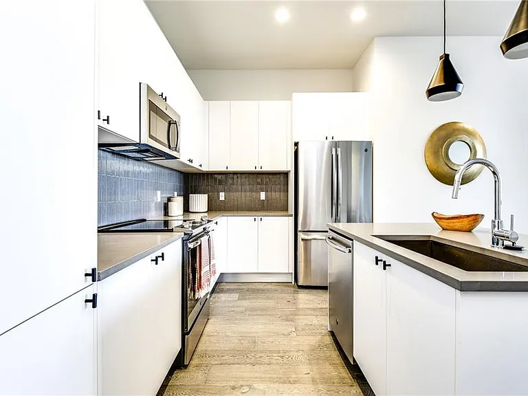 800 Embassy Dr #420 — Photo 15