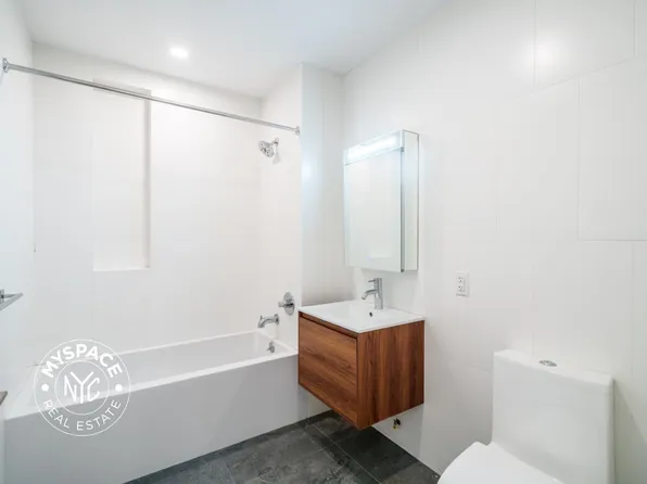 280 Meeker Avenue image 10 of 22