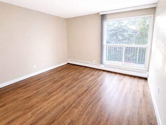 5th image of 111 146th Ave SE