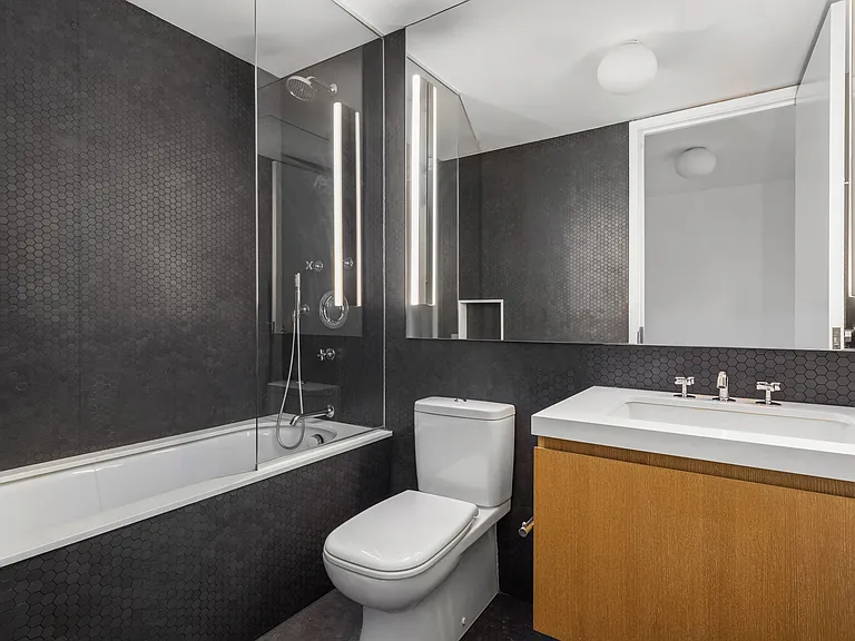 347 Bowery #5/6 — Photo 20