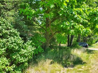 2052 E Sternberg Rd, Muskegon, MI 49444