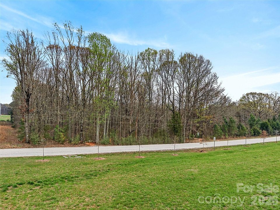 1st image of 20926 Fisher Rd
