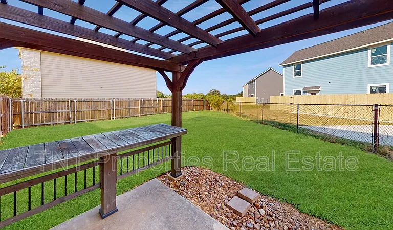 2830 Horseback Dr — Photo 8